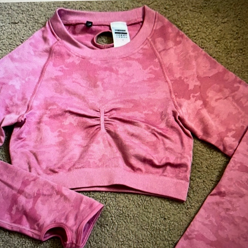 GymShark Camo Seamless Crop Top